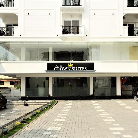 Hotel Crown Suites Kochi Dış mekan fotoğraf