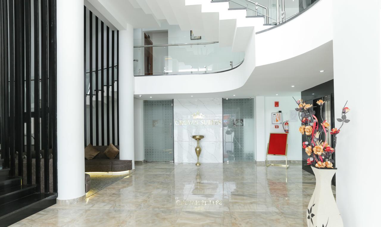 Hotel Crown Suites Kochi Dış mekan fotoğraf