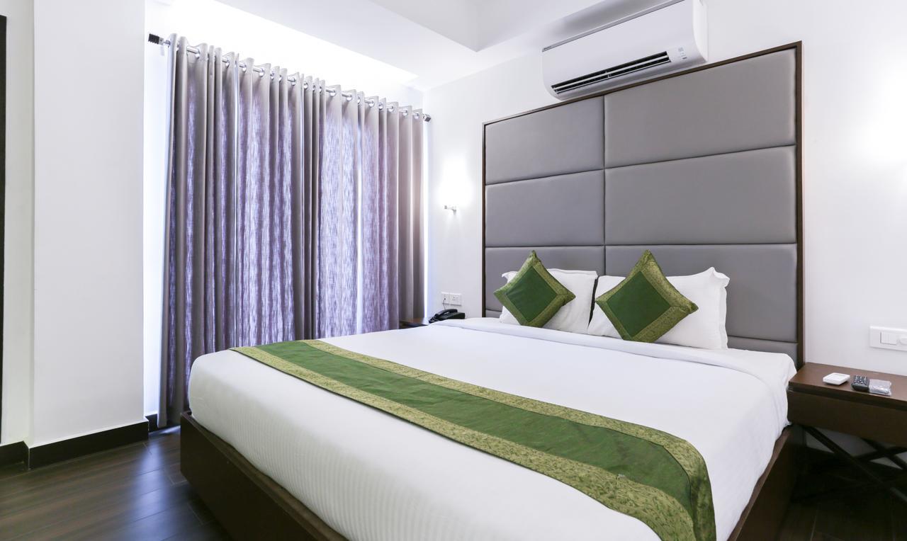 Hotel Crown Suites Kochi Dış mekan fotoğraf