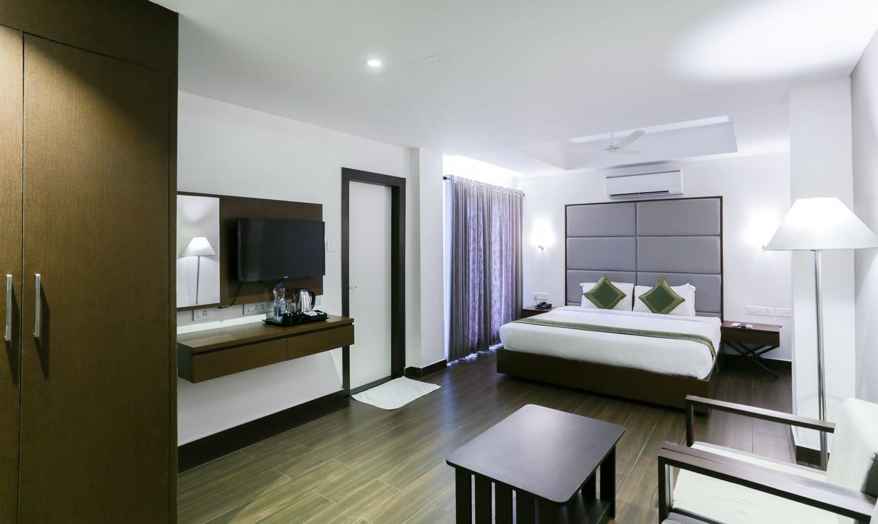Hotel Crown Suites Kochi Dış mekan fotoğraf