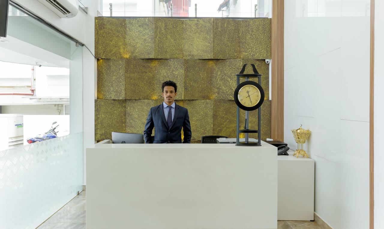 Hotel Crown Suites Kochi Dış mekan fotoğraf