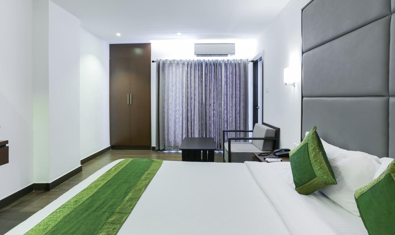 Hotel Crown Suites Kochi Dış mekan fotoğraf