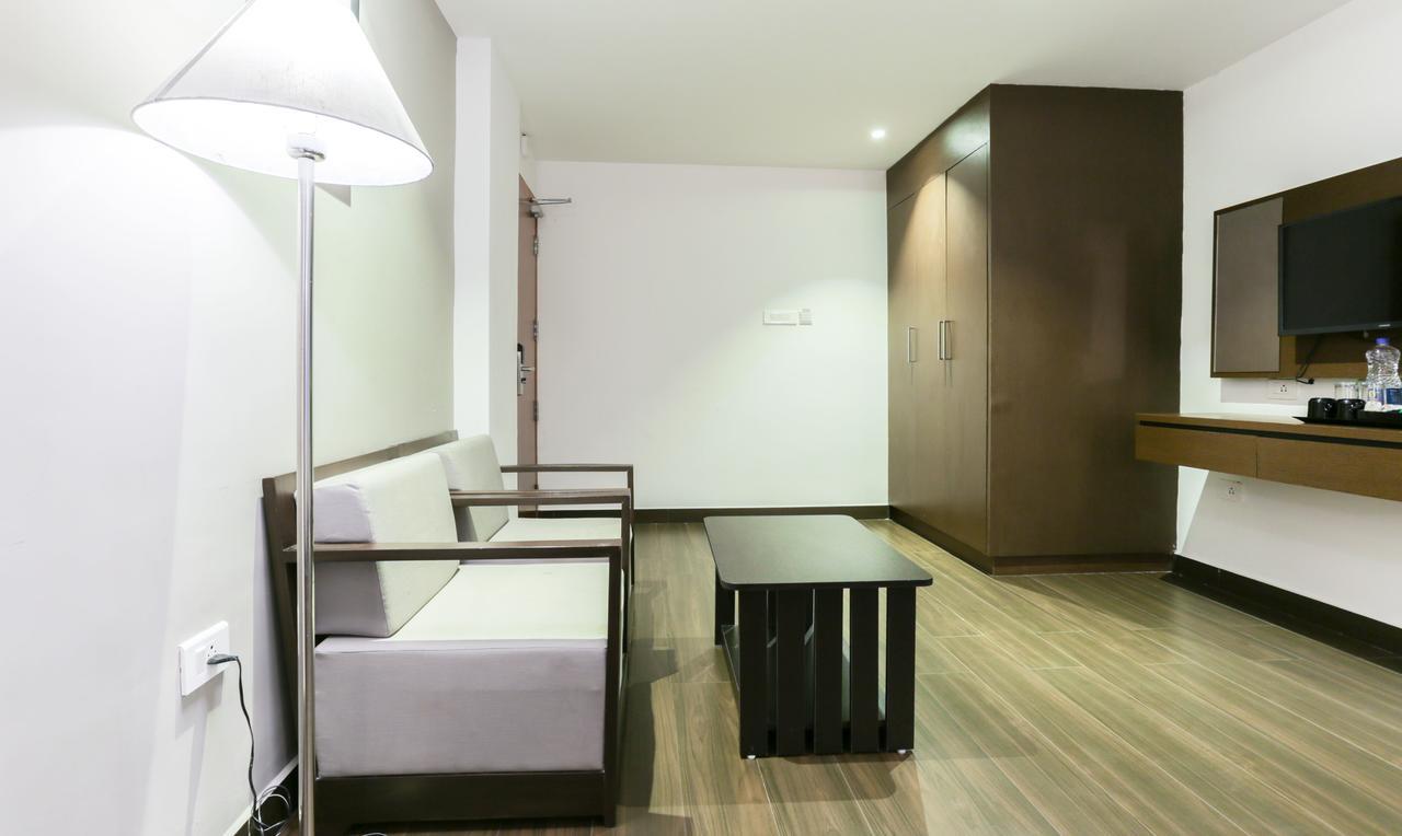 Hotel Crown Suites Kochi Dış mekan fotoğraf