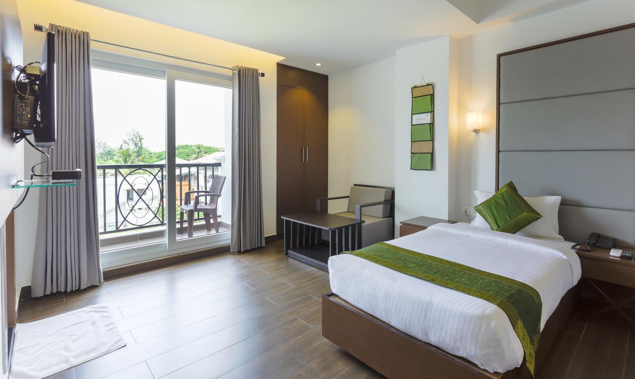 Hotel Crown Suites Kochi Dış mekan fotoğraf